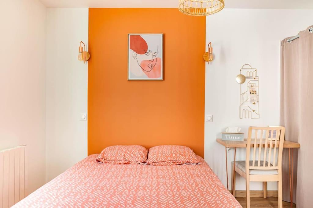 Holiday home Maison Tourangelle Chic & Cosy Avec Cour Tours
